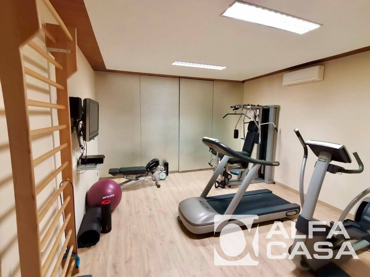 6 bedroom Villa for sale in Lloret de Mar with pool garage - € 1,990,000 (Ref: 9385890)