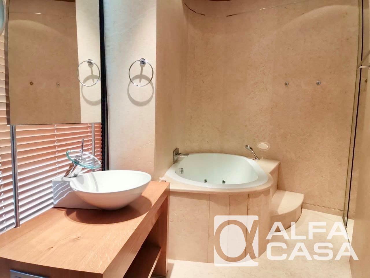 6 bedroom Villa for sale in Lloret de Mar with pool garage - € 1,990,000 (Ref: 9385890)