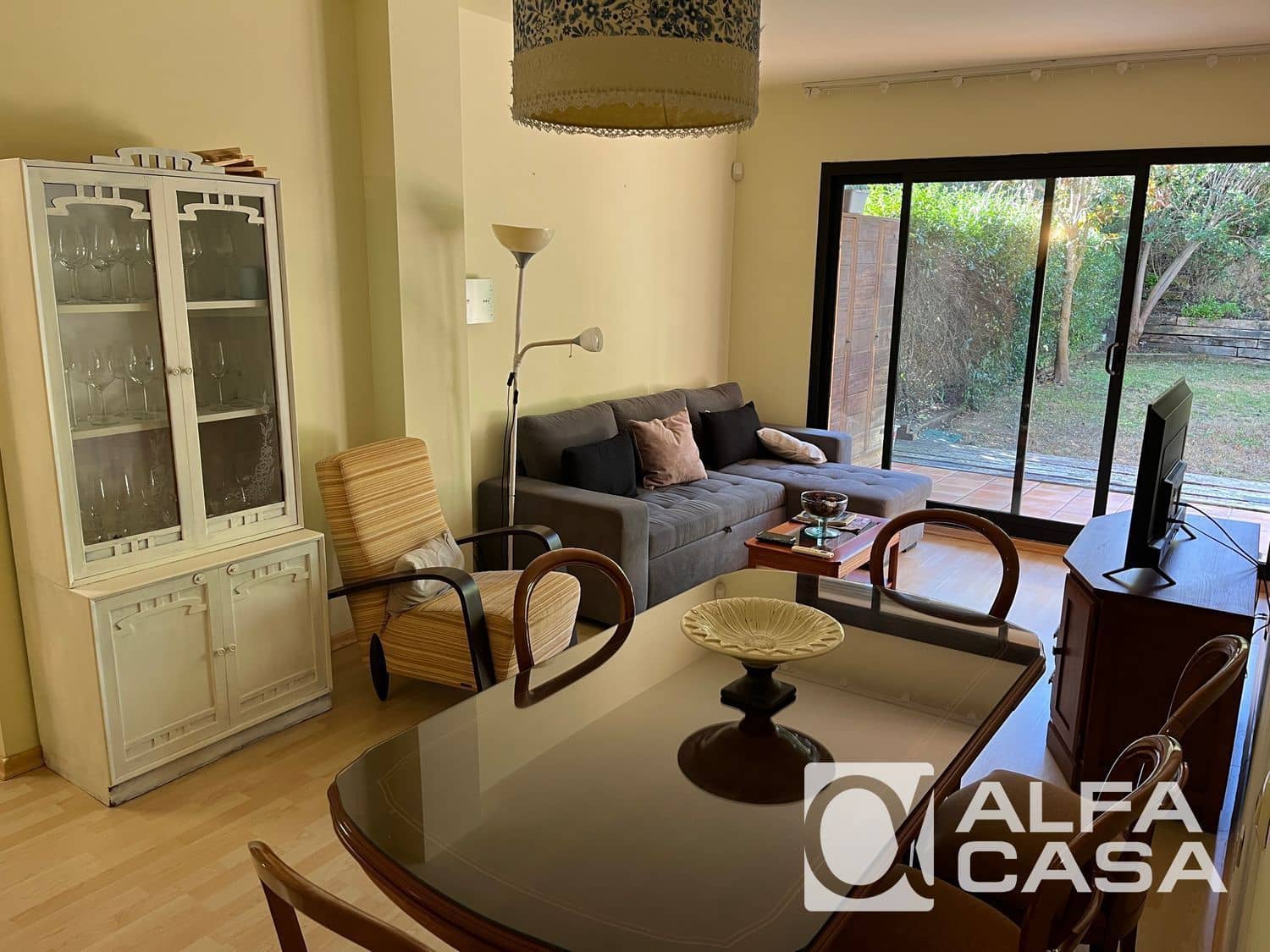 2 makuuhuone Asunto myytävänä paikassa Lloret de Mar mukana uima-altaan 
autotalli - 345 000 € (Ref: 9385891)