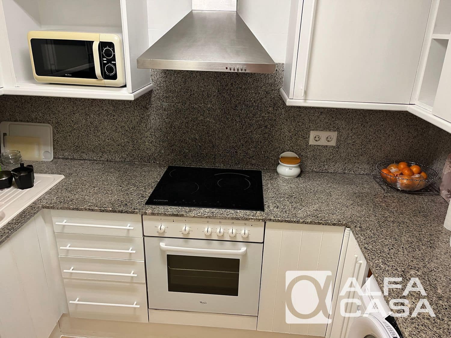 2 makuuhuone Asunto myytävänä paikassa Lloret de Mar mukana uima-altaan 
autotalli - 345 000 € (Ref: 9385891)