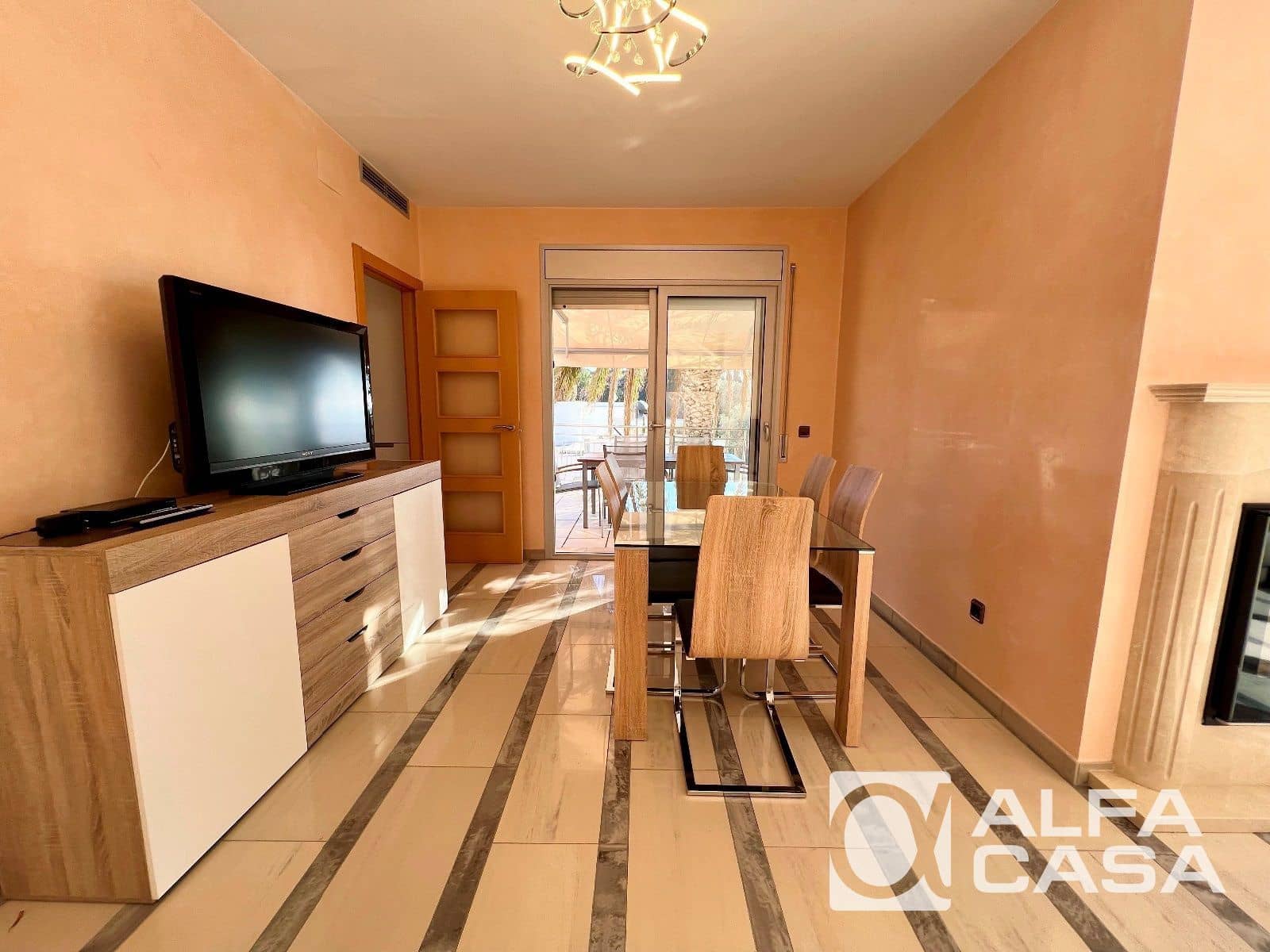 3 bedroom Villa for sale in Lloret de Mar with pool garage - € 1,500,000 (Ref: 9385898)