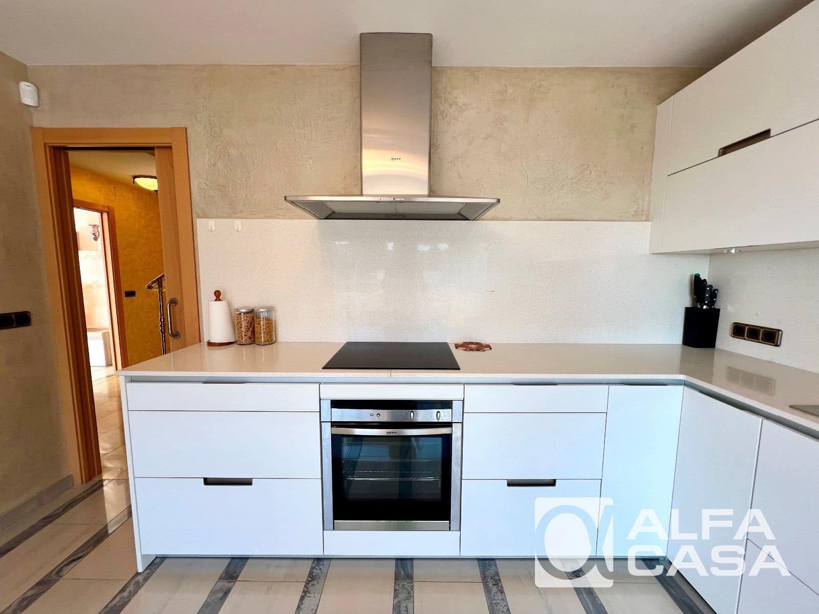 3 bedroom Villa for sale in Lloret de Mar with pool garage - € 1,500,000 (Ref: 9385898)