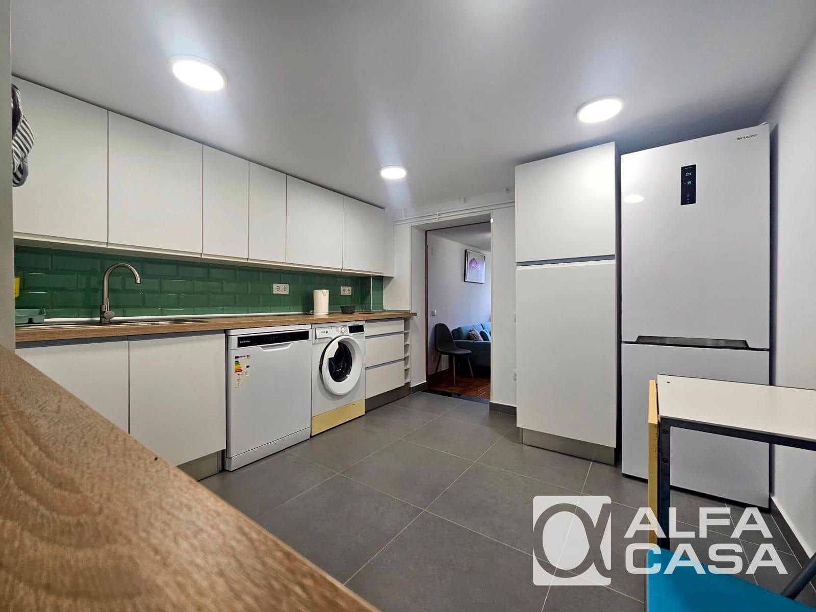 10 soverom Villa til salgs i Pineda de Mar med svømmebasseng garasje - € 790 000 (Ref: 9385899)