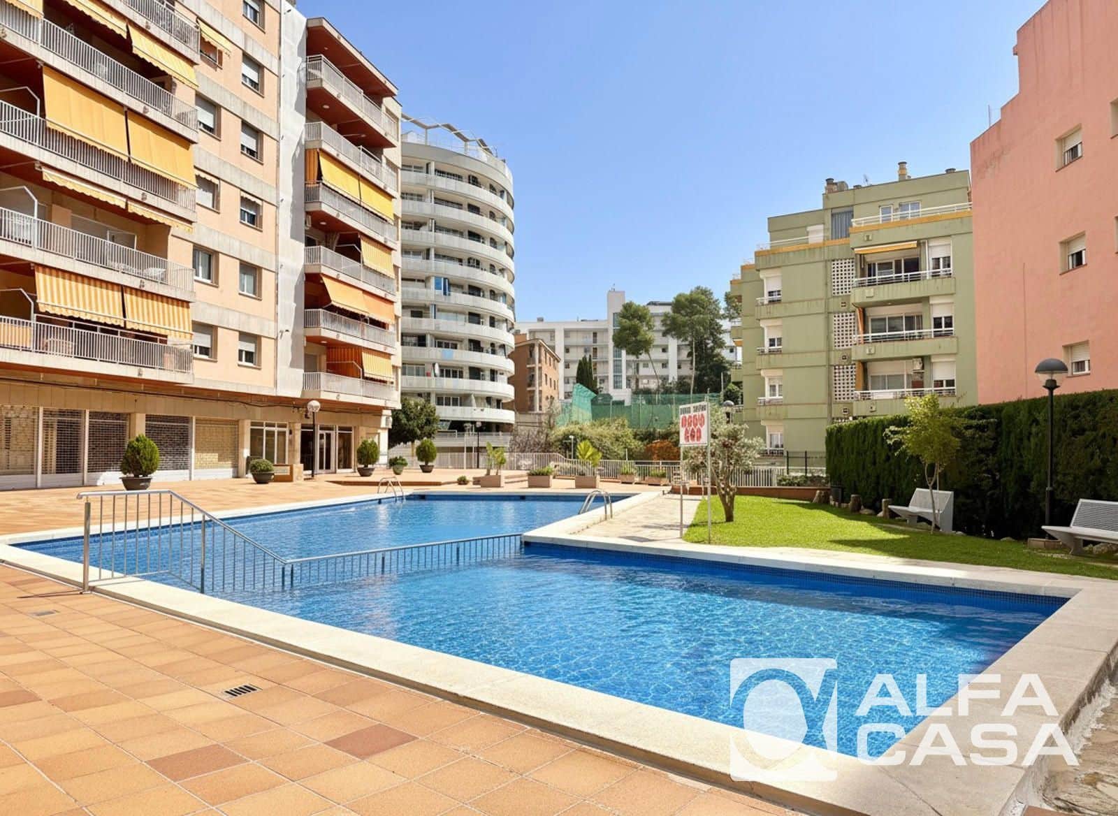 1 sovrum Lägenhet till salu i Lloret de Mar med pool - 136 000 € (Ref: 9385900)