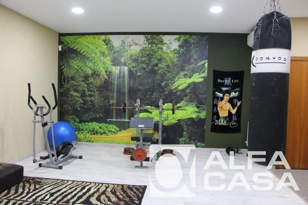 4 soveværelse Villa til salg i Lloret de Mar med swimmingpool garage - € 1.200.000 (Ref: 9385901)