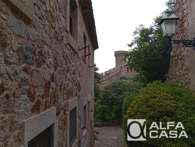 2 bedroom Villa for sale in Tossa de Mar - € 356,900 (Ref: 9385902)