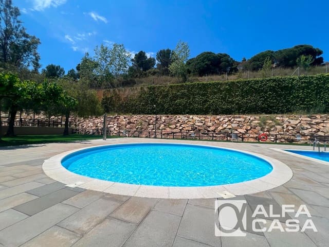 2 sovrum Lägenhet till salu i Lloret de Mar med pool garage - 189 000 € (Ref: 9385903)