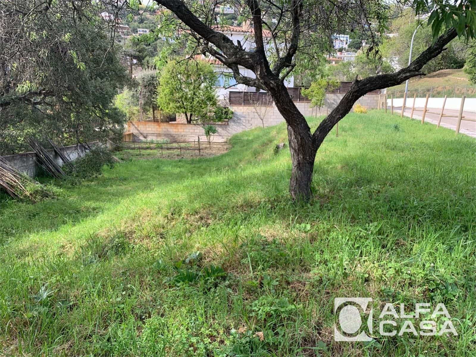 Tomt till salu i Lloret de Mar - 190 000 € (Ref: 9385905)