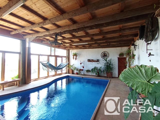 4 bedroom Villa for sale in Tordera with pool garage - € 850,000 (Ref: 9385907)