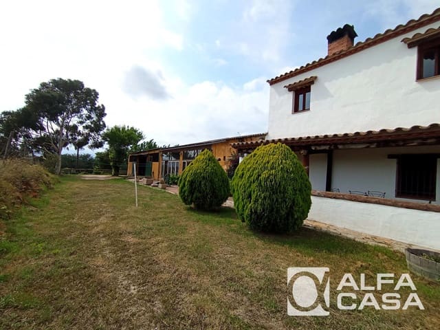 4 bedroom Villa for sale in Tordera with pool garage - € 850,000 (Ref: 9385907)