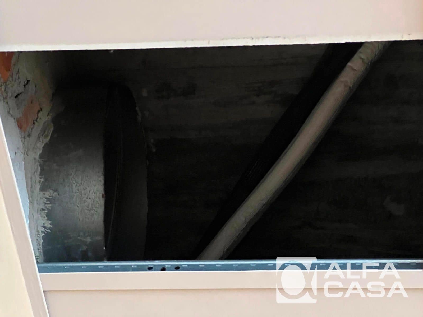 Commercial for sale in Lloret de Mar - € 290,000 (Ref: 9385908)