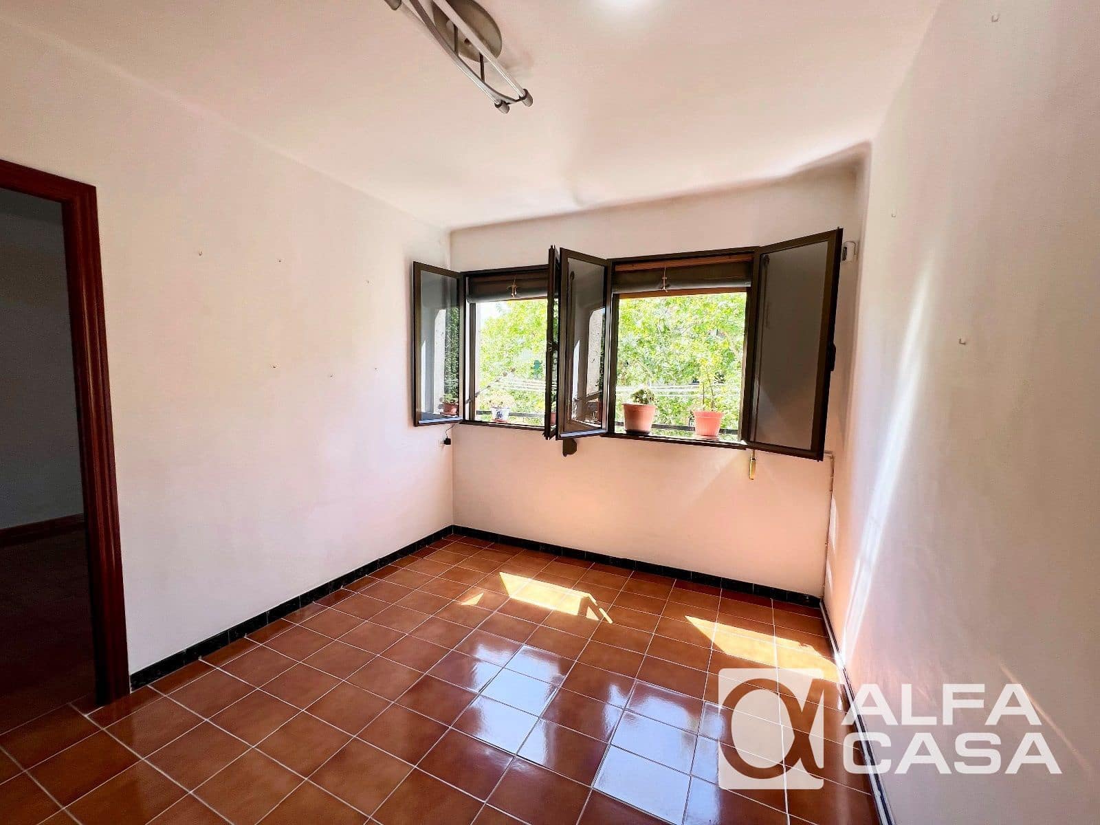 3 makuuhuone Asunto myytävänä paikassa Barcelona kaupunki - 369 000 € (Ref: 9385909)