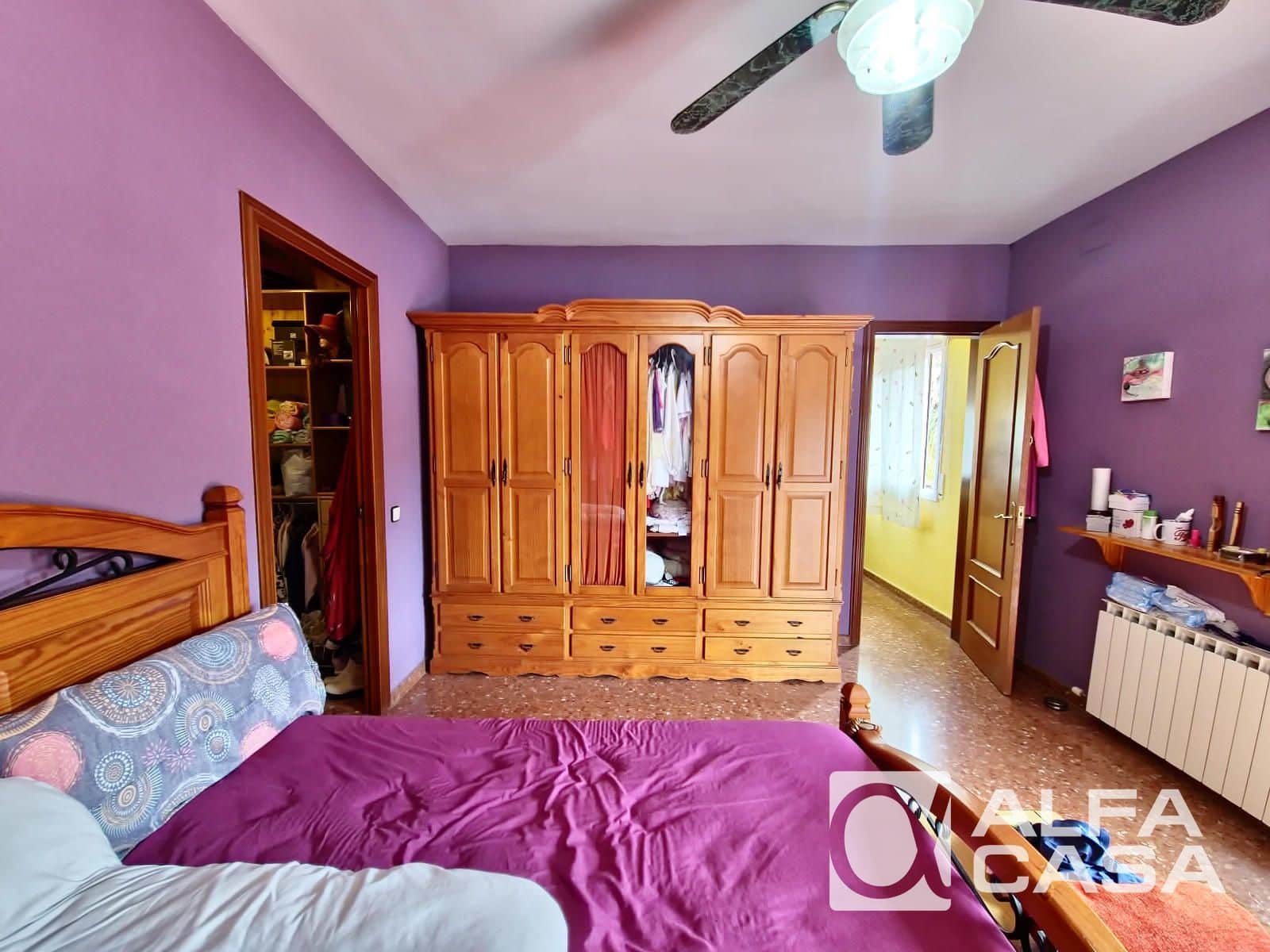 6 bedroom Villa for sale in Lloret de Mar with garage - € 525,000 (Ref: 9385910)