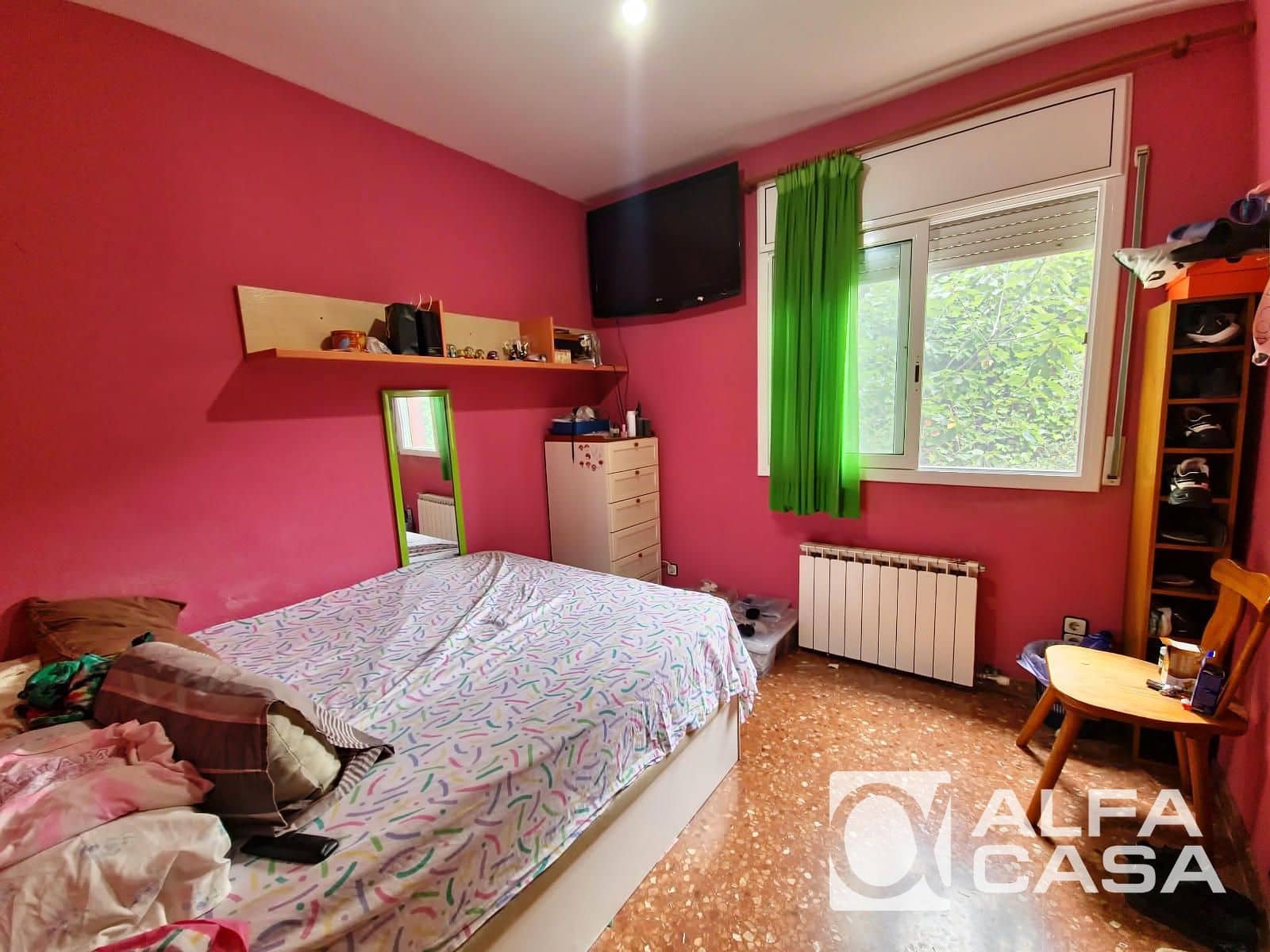 6 bedroom Villa for sale in Lloret de Mar with garage - € 525,000 (Ref: 9385910)