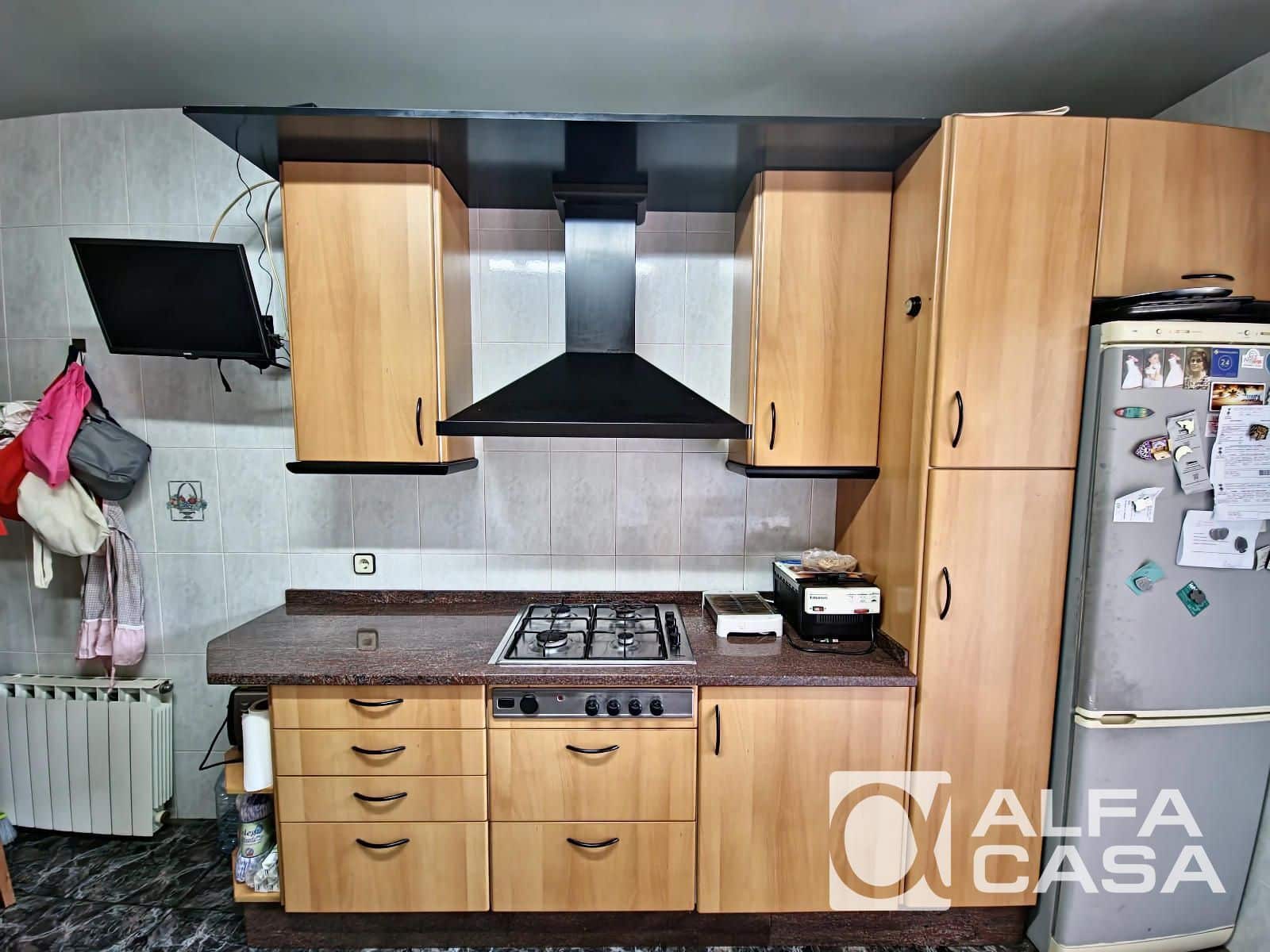 6 bedroom Villa for sale in Lloret de Mar with garage - € 525,000 (Ref: 9385910)