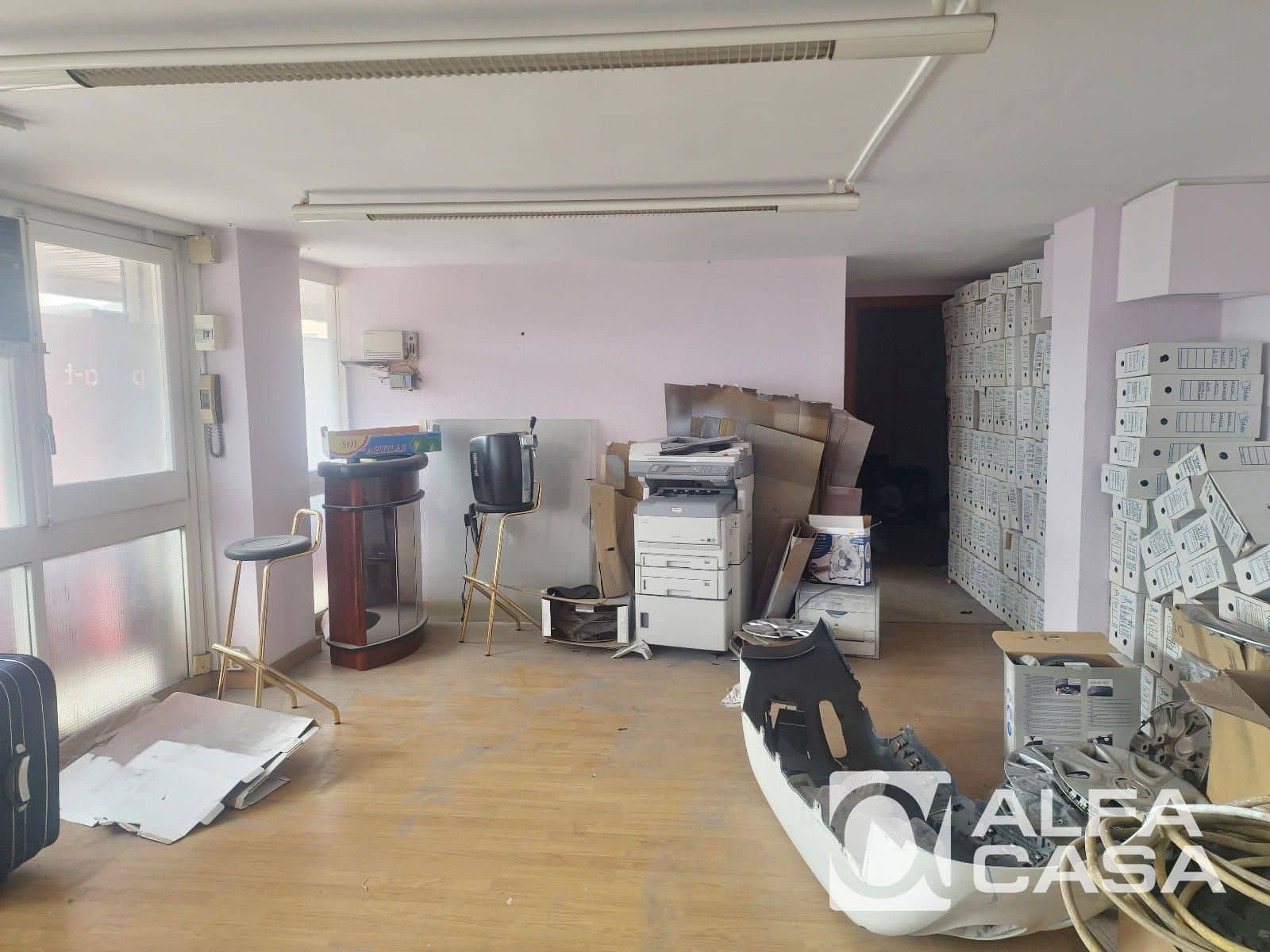 Kontor til salgs i Lloret de Mar - € 75 000 (Ref: 9385913)