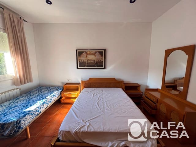 4 sypialnia Willa na sprzedaż w Lloret de Mar z basenem garażem - 599 000 € (Ref: 9385916)