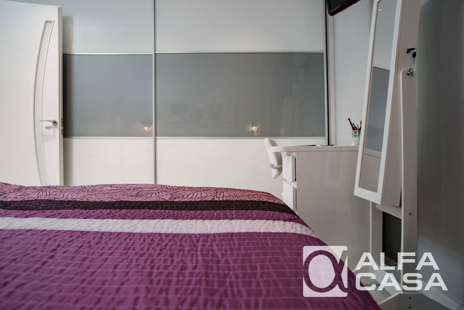 4 bedroom Villa for sale in Lloret de Mar with pool garage - € 1,580,000 (Ref: 9385917)