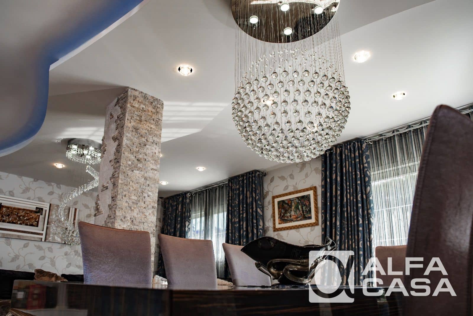 4 bedroom Villa for sale in Lloret de Mar with pool garage - € 1,580,000 (Ref: 9385917)