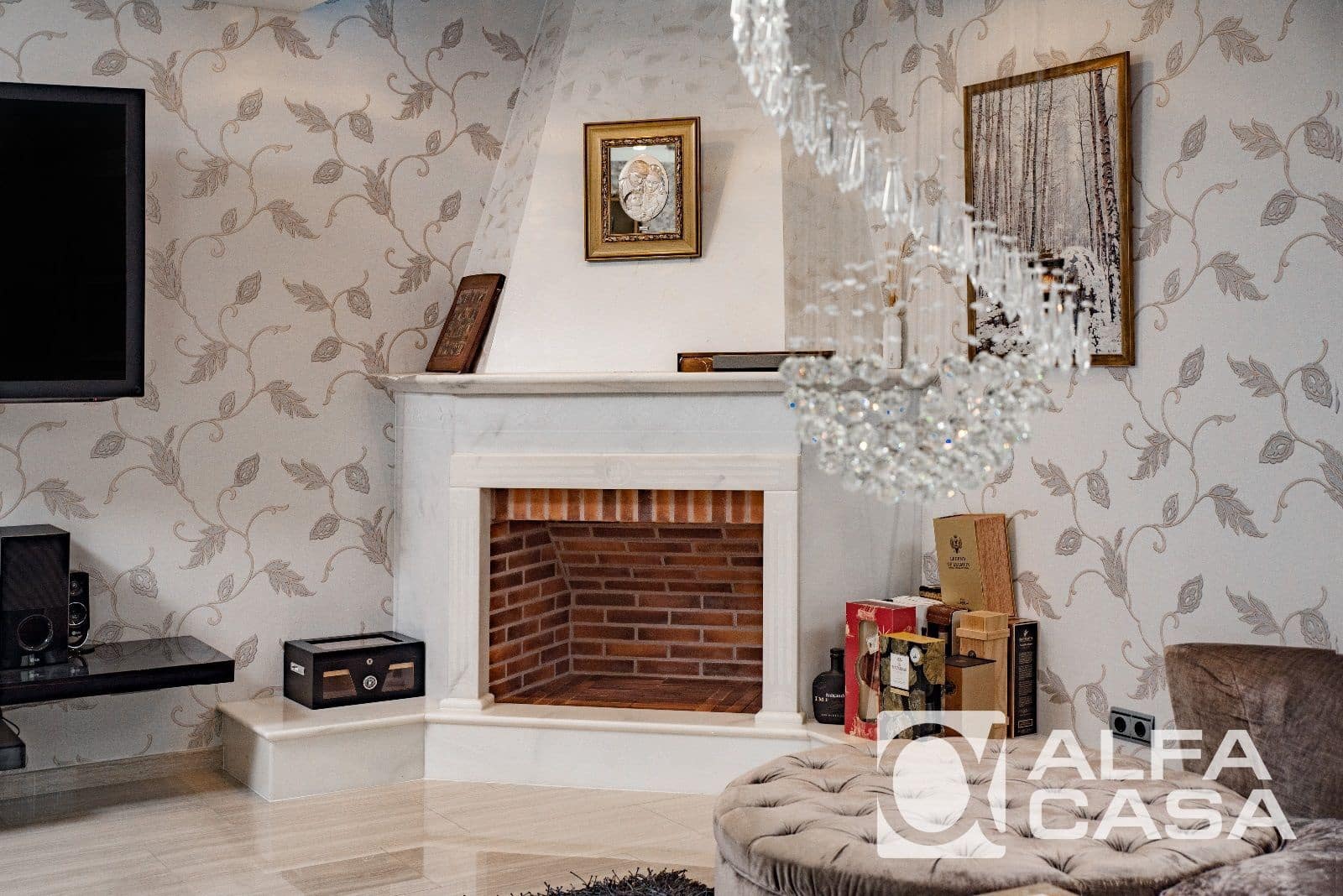 4 bedroom Villa for sale in Lloret de Mar with pool garage - € 1,580,000 (Ref: 9385917)