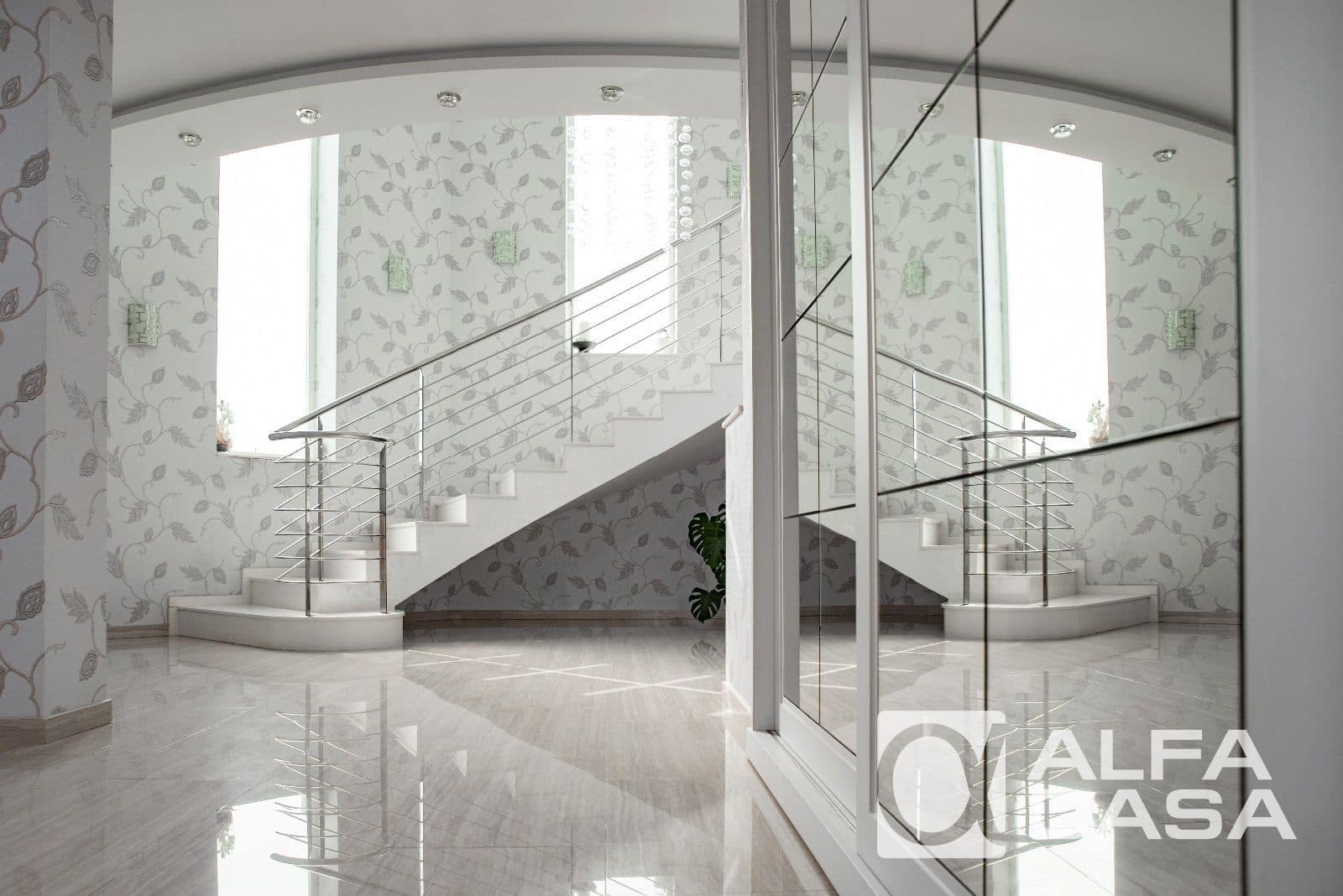 4 bedroom Villa for sale in Lloret de Mar with pool garage - € 1,580,000 (Ref: 9385917)