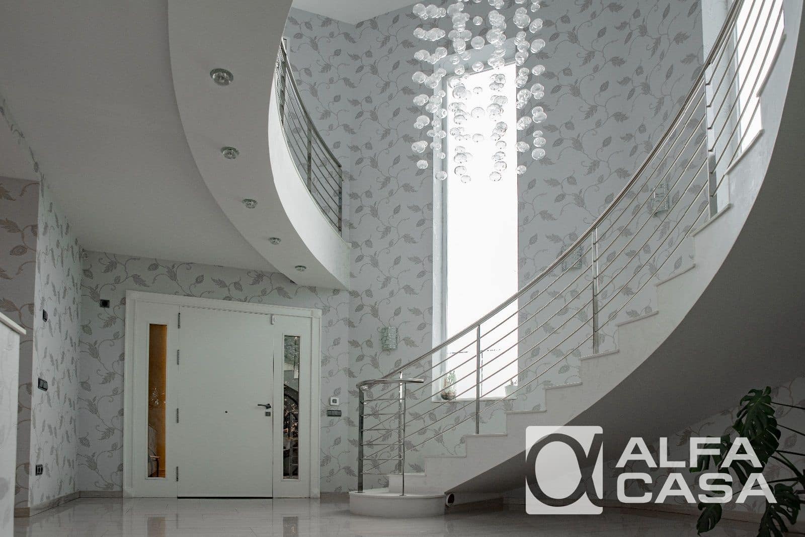 4 bedroom Villa for sale in Lloret de Mar with pool garage - € 1,580,000 (Ref: 9385917)