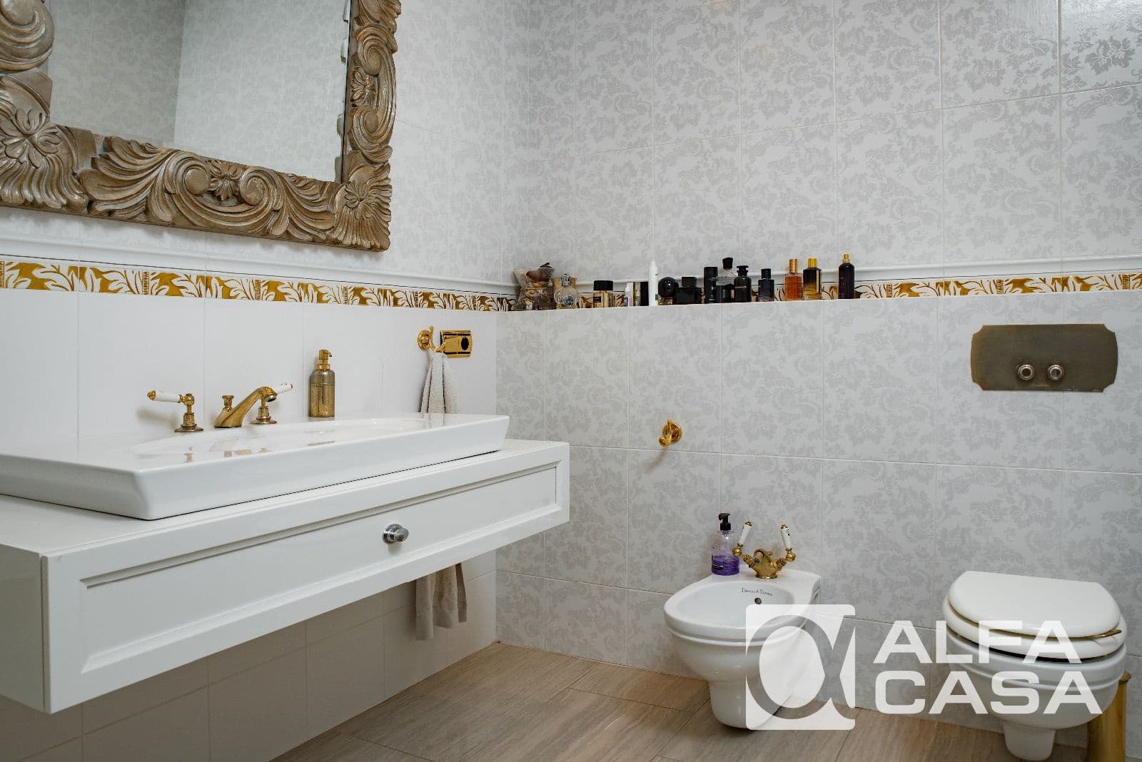 4 bedroom Villa for sale in Lloret de Mar with pool garage - € 1,580,000 (Ref: 9385917)