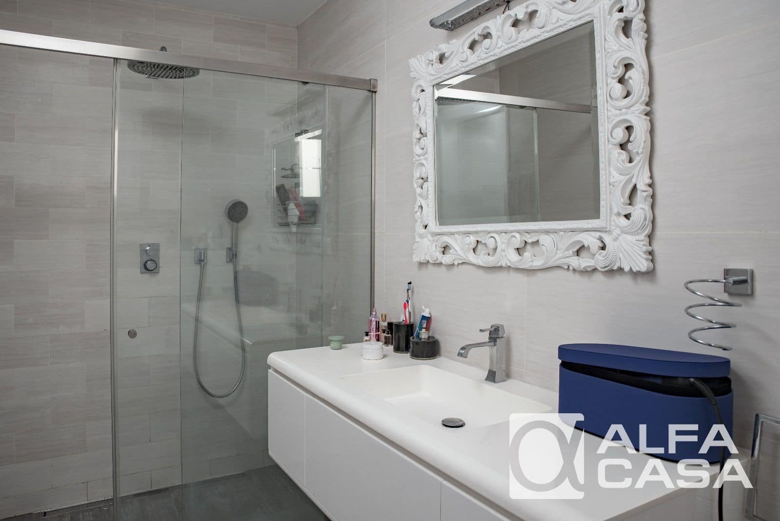 4 bedroom Villa for sale in Lloret de Mar with pool garage - € 1,580,000 (Ref: 9385917)