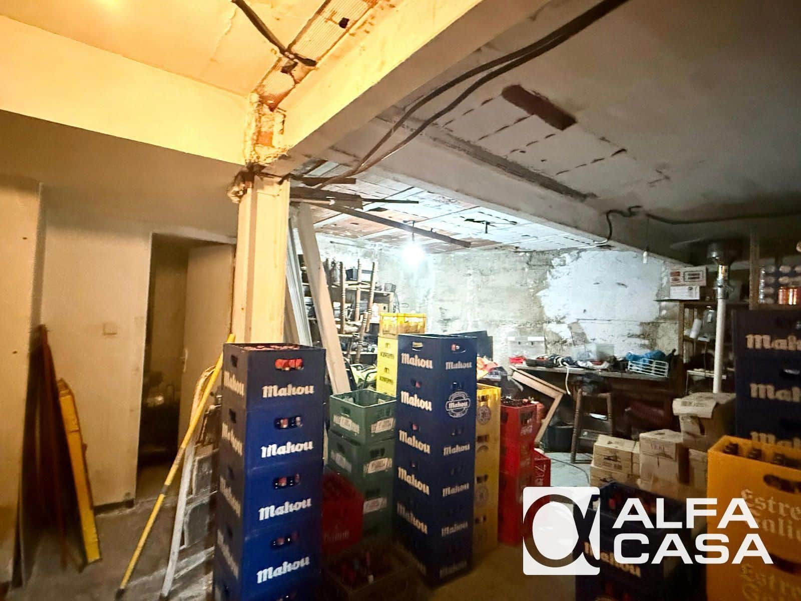 Commercial for sale in Lloret de Mar - € 350,000 (Ref: 9385918)