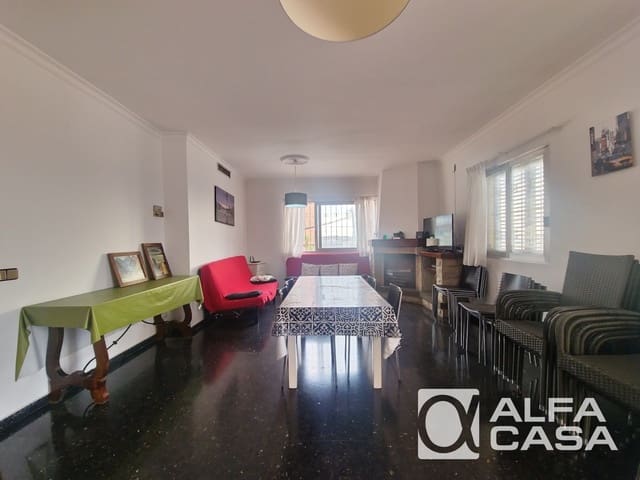 7 bedroom Townhouse for sale in Blanes with pool - € 725,000 (Ref: 9385919)