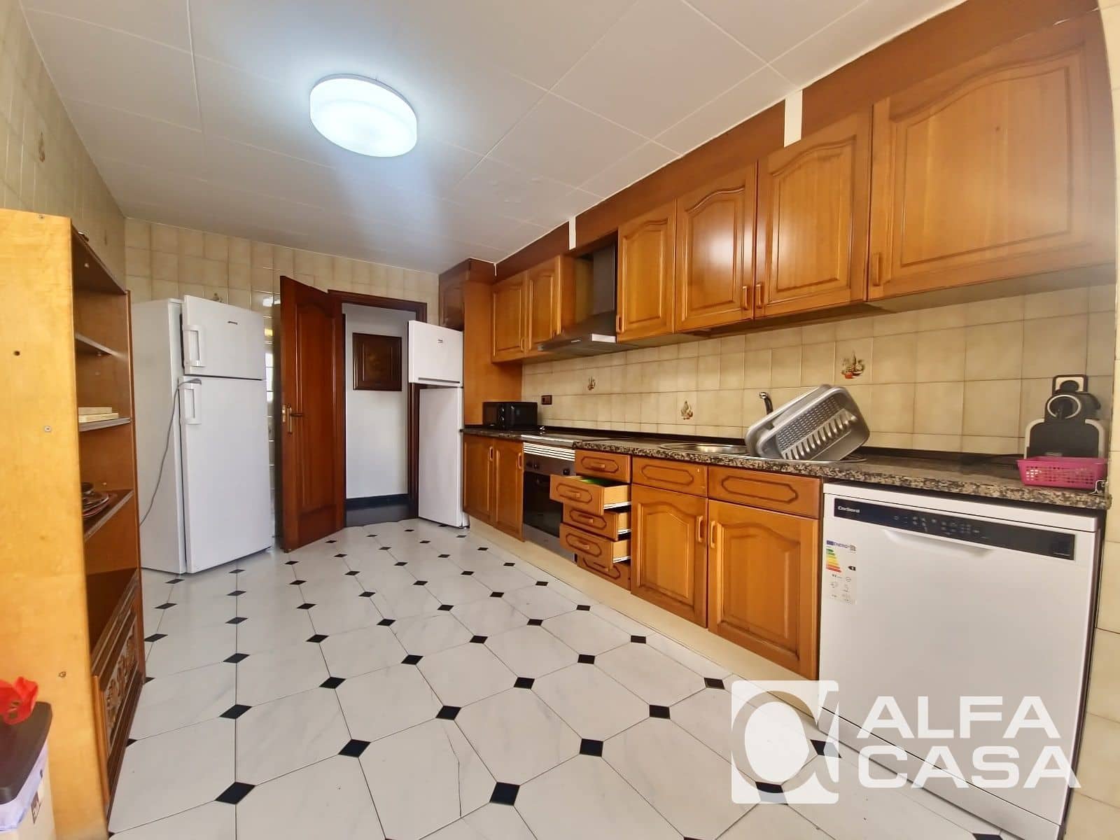 7 bedroom Townhouse for sale in Blanes with pool - € 725,000 (Ref: 9385919)