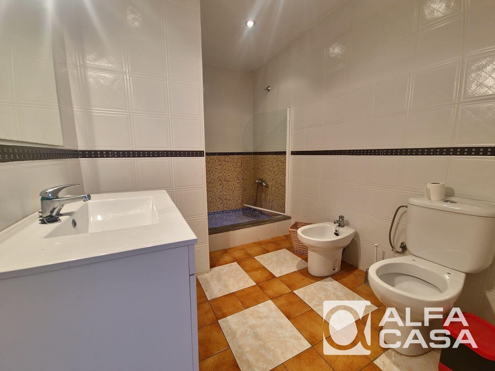 7 bedroom Townhouse for sale in Blanes with pool - € 725,000 (Ref: 9385919)