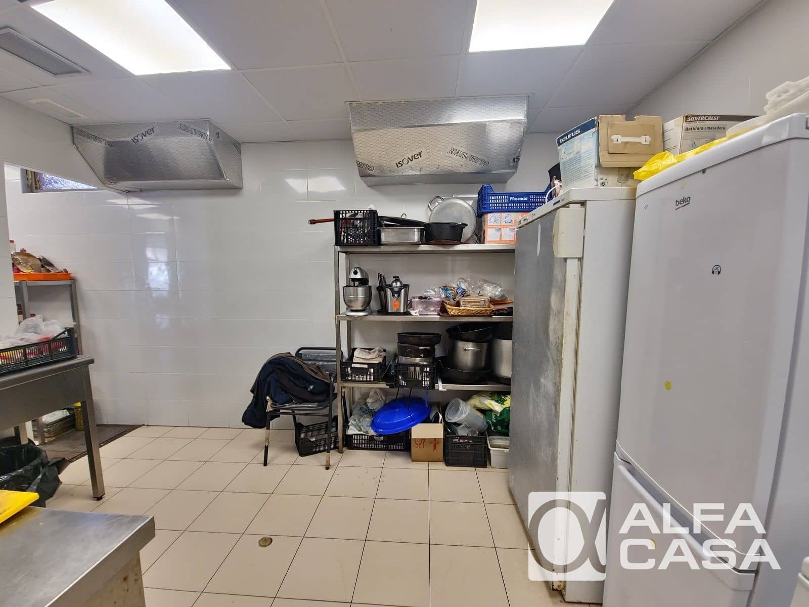 Kaupallinen myytävänä paikassa Lloret de Mar - 371 000 € (Ref: 9385920)