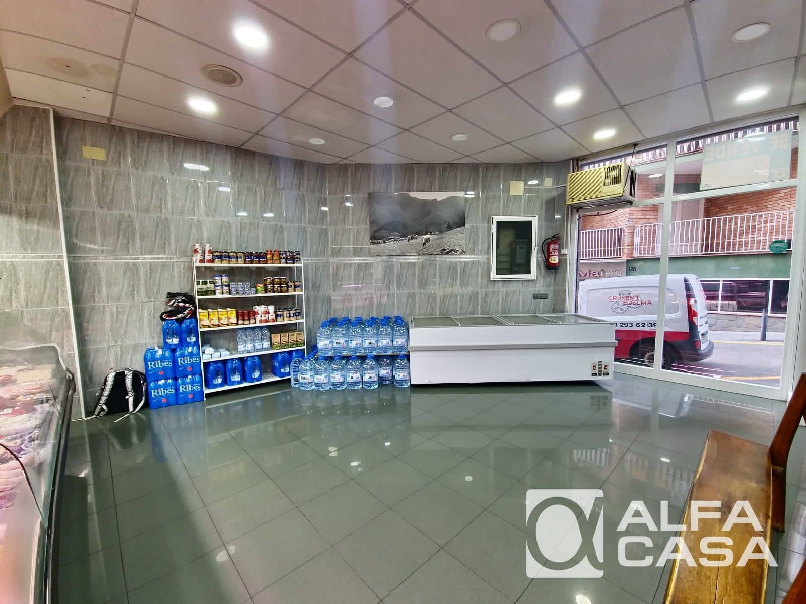 Erhverv til salg i Lloret de Mar - € 185.000 (Ref: 9385921)