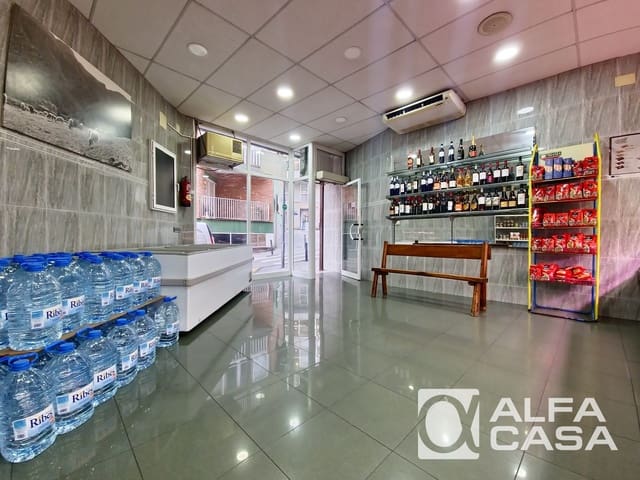 Commercial for sale in Lloret de Mar - € 185,000 (Ref: 9385921)