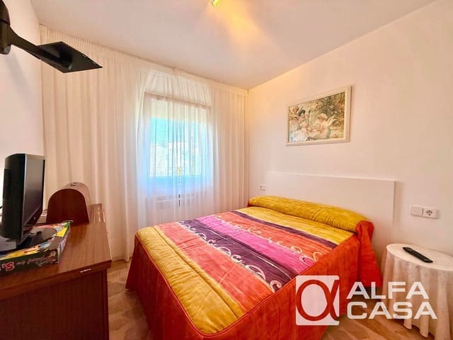 5 makuuhuone Huvila myytävänä paikassa Lloret de Mar mukana uima-altaan 
autotalli - 949 000 € (Ref: 9400089)