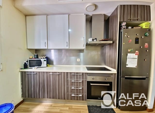 Piso de 1 habitación en Lloret de Mar en venta - 148.000 € (Ref: 9406943)