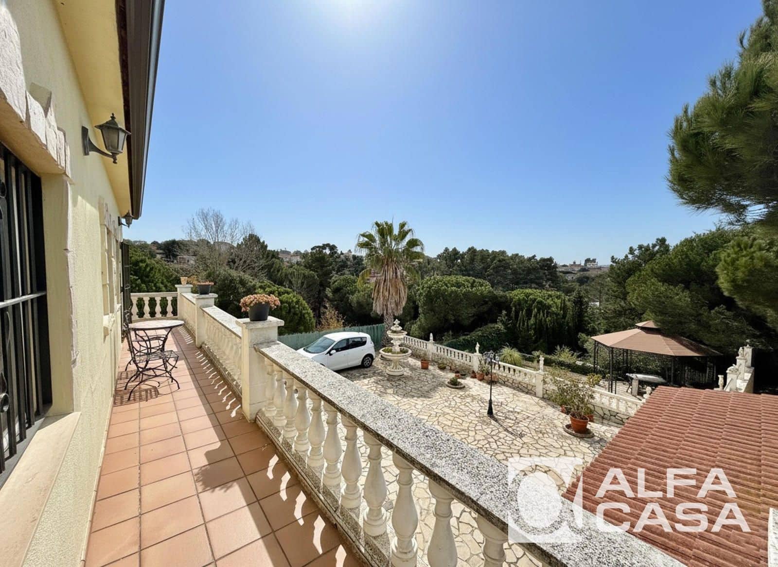 4 sovrum Villa till salu i Lloret de Mar med pool - 399 000 € (Ref: 9438967)