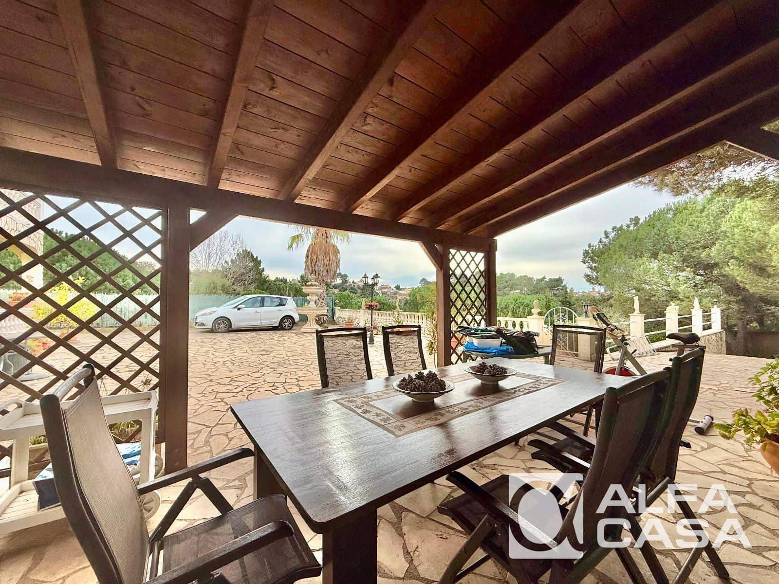 4 sovrum Villa till salu i Lloret de Mar med pool - 399 000 € (Ref: 9438967)