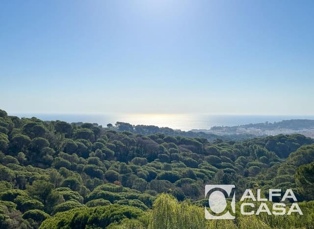 4 sovrum Villa till salu i Lloret de Mar med pool garage - 259 000 € (Ref: 9447324)