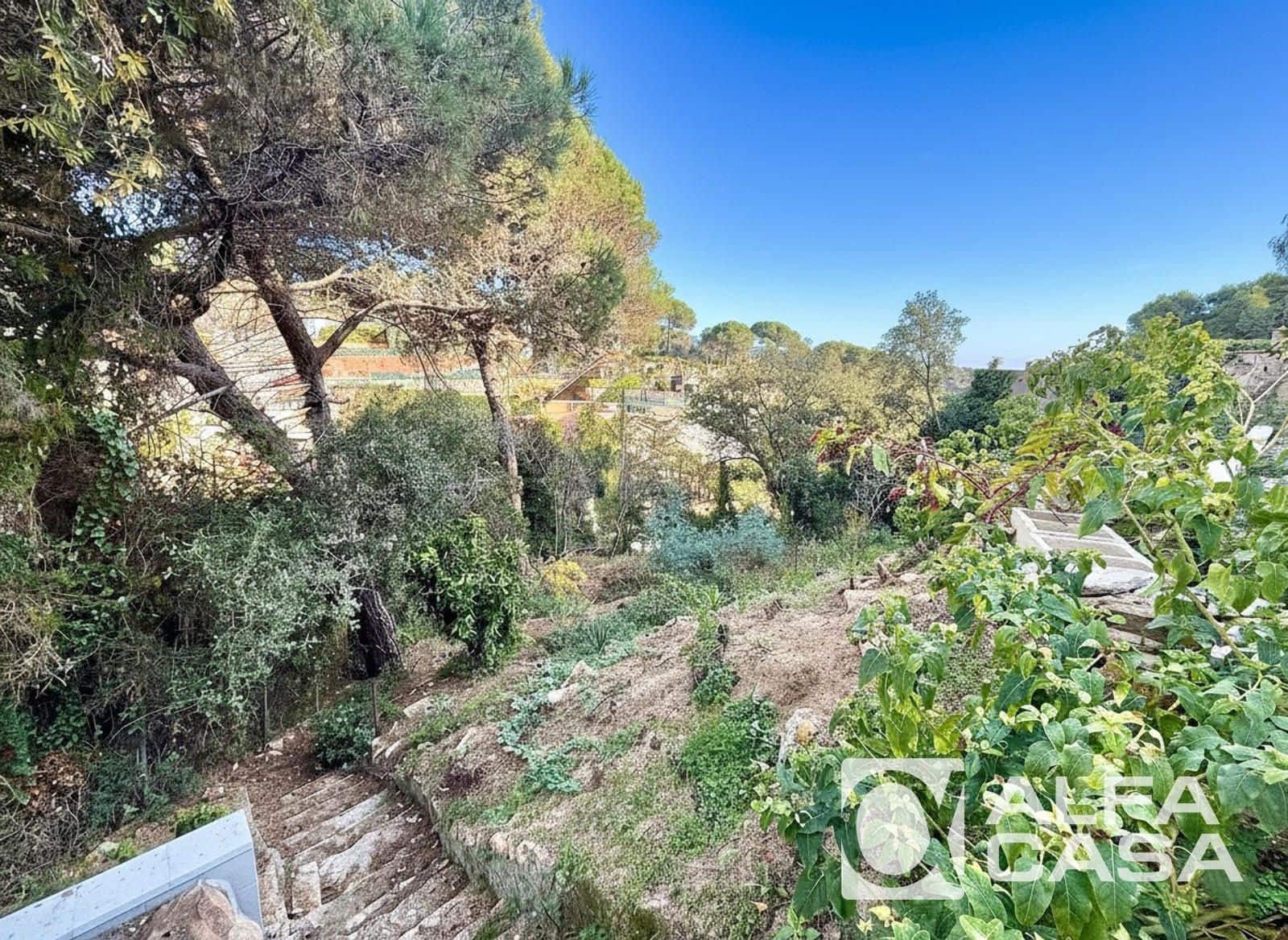 4 sovrum Villa till salu i Lloret de Mar med pool garage - 259 000 € (Ref: 9447324)