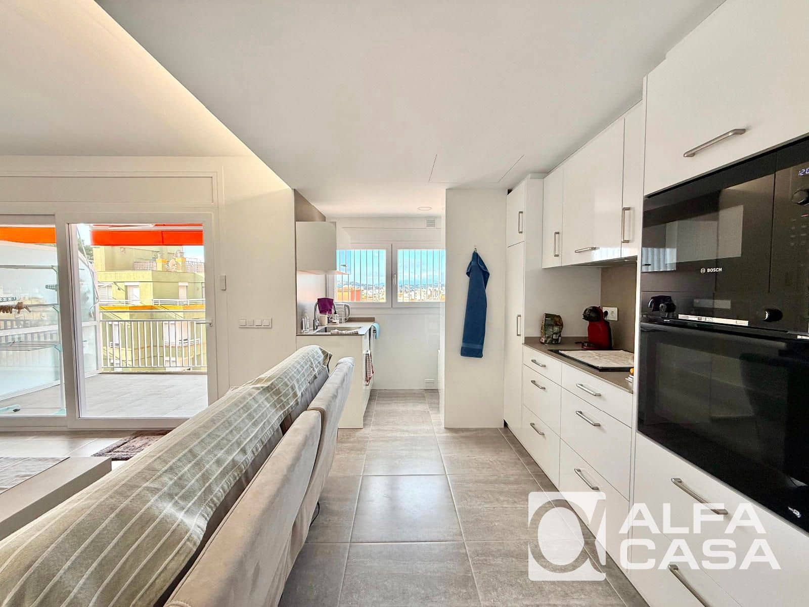 2 bedroom Flat for sale in Lloret de Mar with pool garage - € 230,000 (Ref: 9448486)