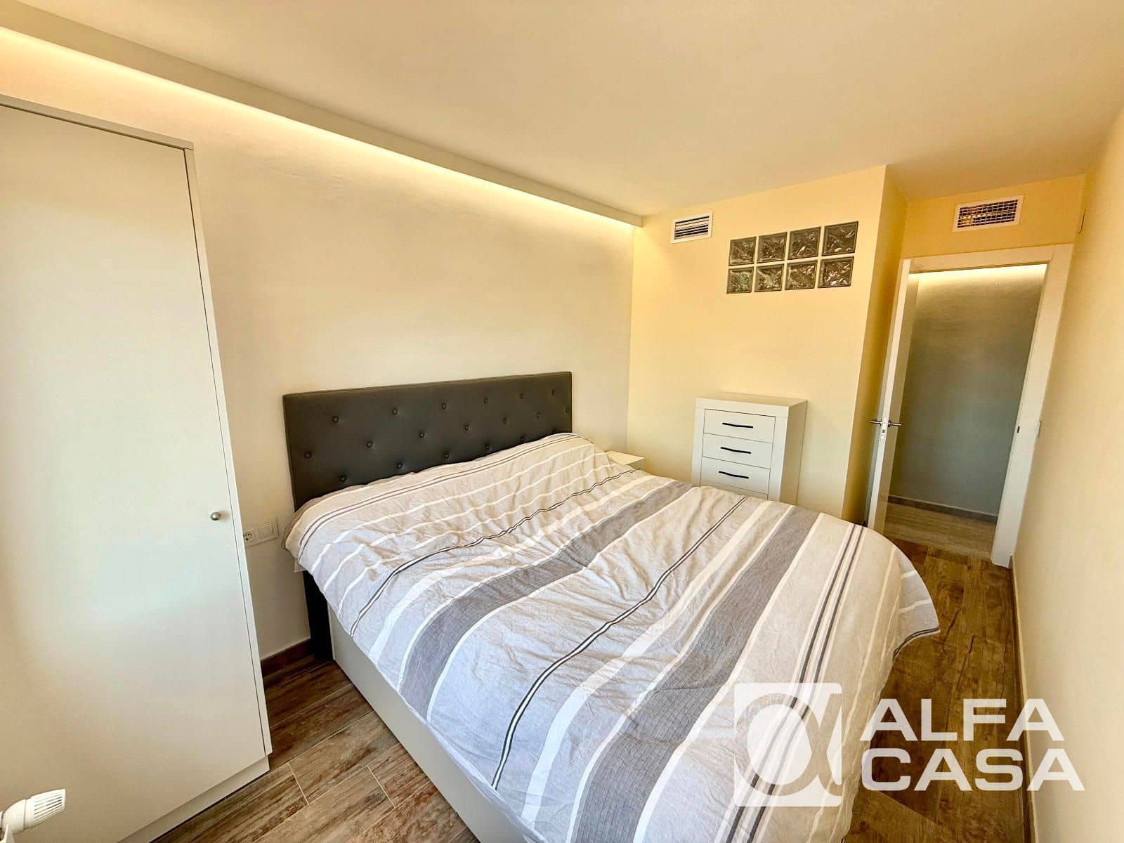2 bedroom Flat for sale in Lloret de Mar with pool garage - € 230,000 (Ref: 9448486)