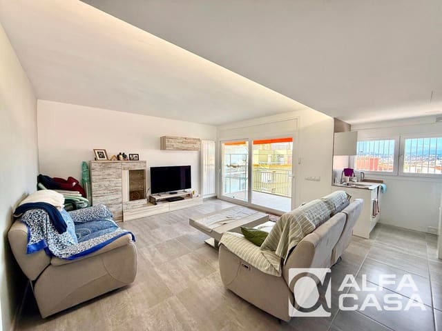 2 soveværelse Lejlighed til salg i Lloret de Mar med swimmingpool garage - € 230.000 (Ref: 9448486)