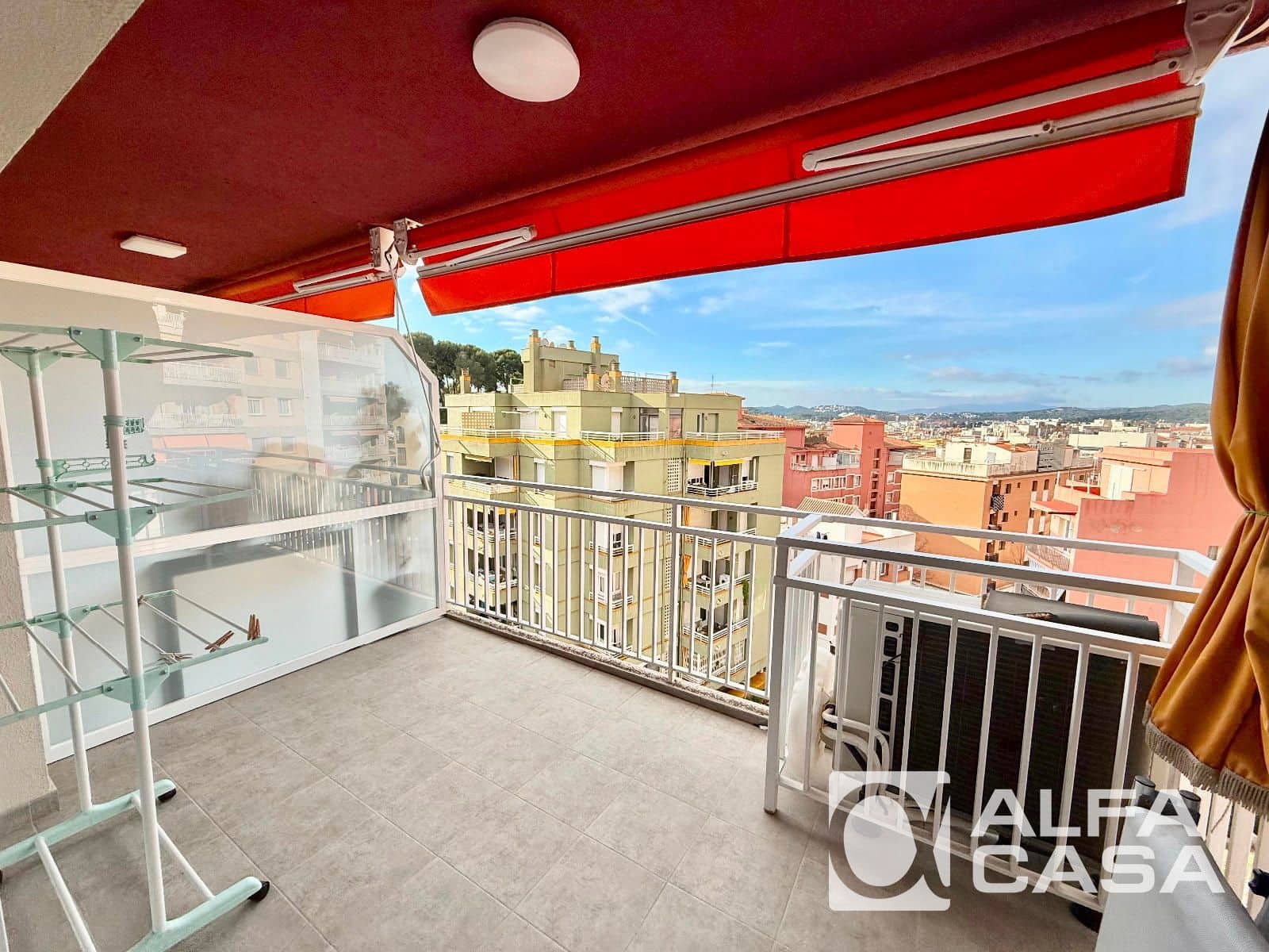 2 bedroom Flat for sale in Lloret de Mar with pool garage - € 230,000 (Ref: 9448486)