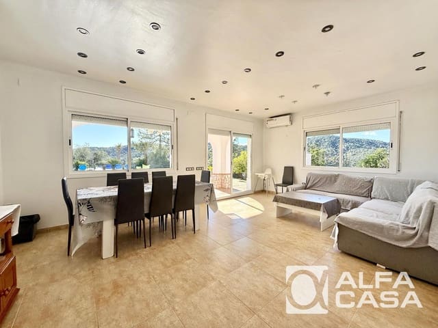 3 sypialnia Willa na sprzedaż w Lloret de Mar z basenem - 731 000 € (Ref: 9451171)