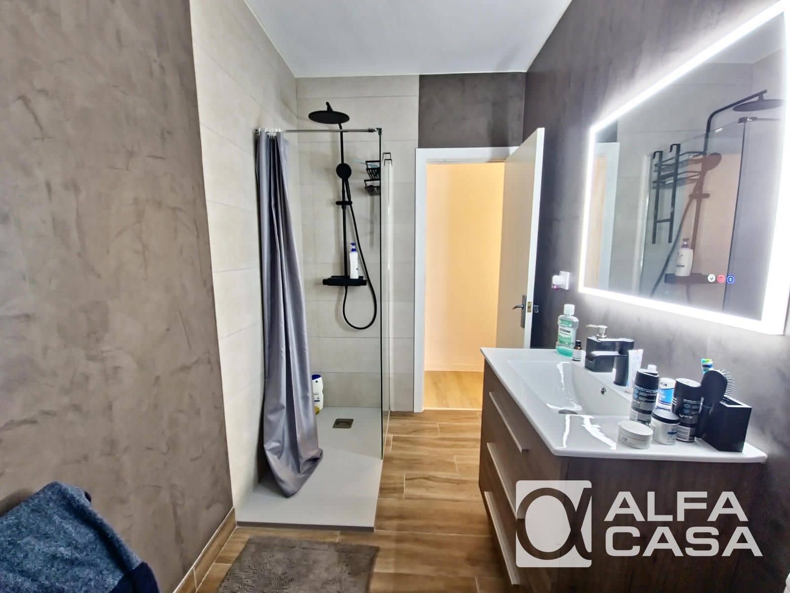 3 slaapkamer Villa te koop in Lloret de Mar met garage - € 259.000 (Ref: 9510302)