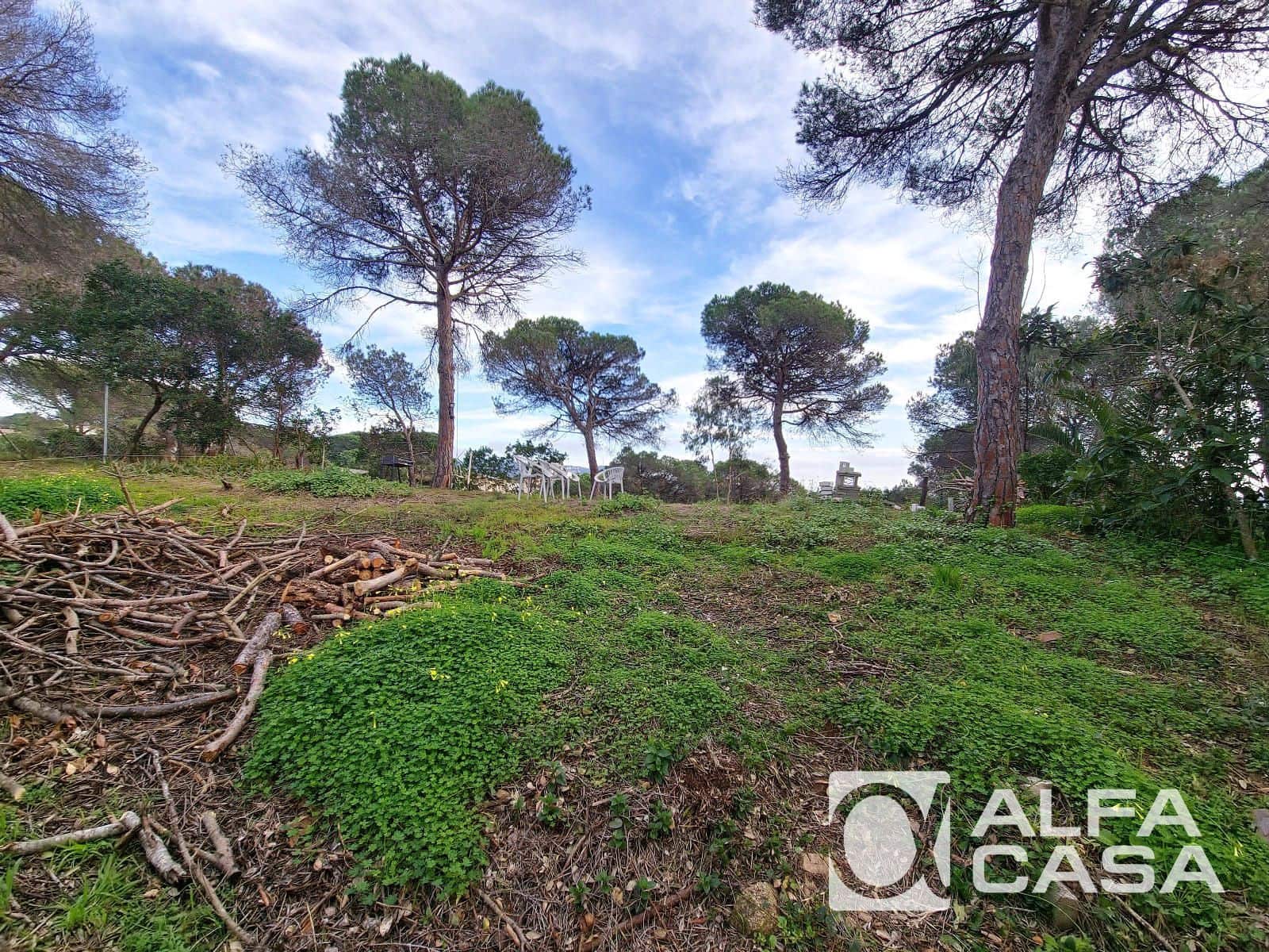 3 slaapkamer Villa te koop in Lloret de Mar met garage - € 259.000 (Ref: 9510302)