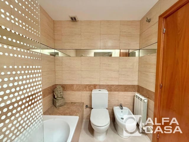 1 bedroom Flat for sale in Lloret de Mar - € 139,000 (Ref: 9532752)