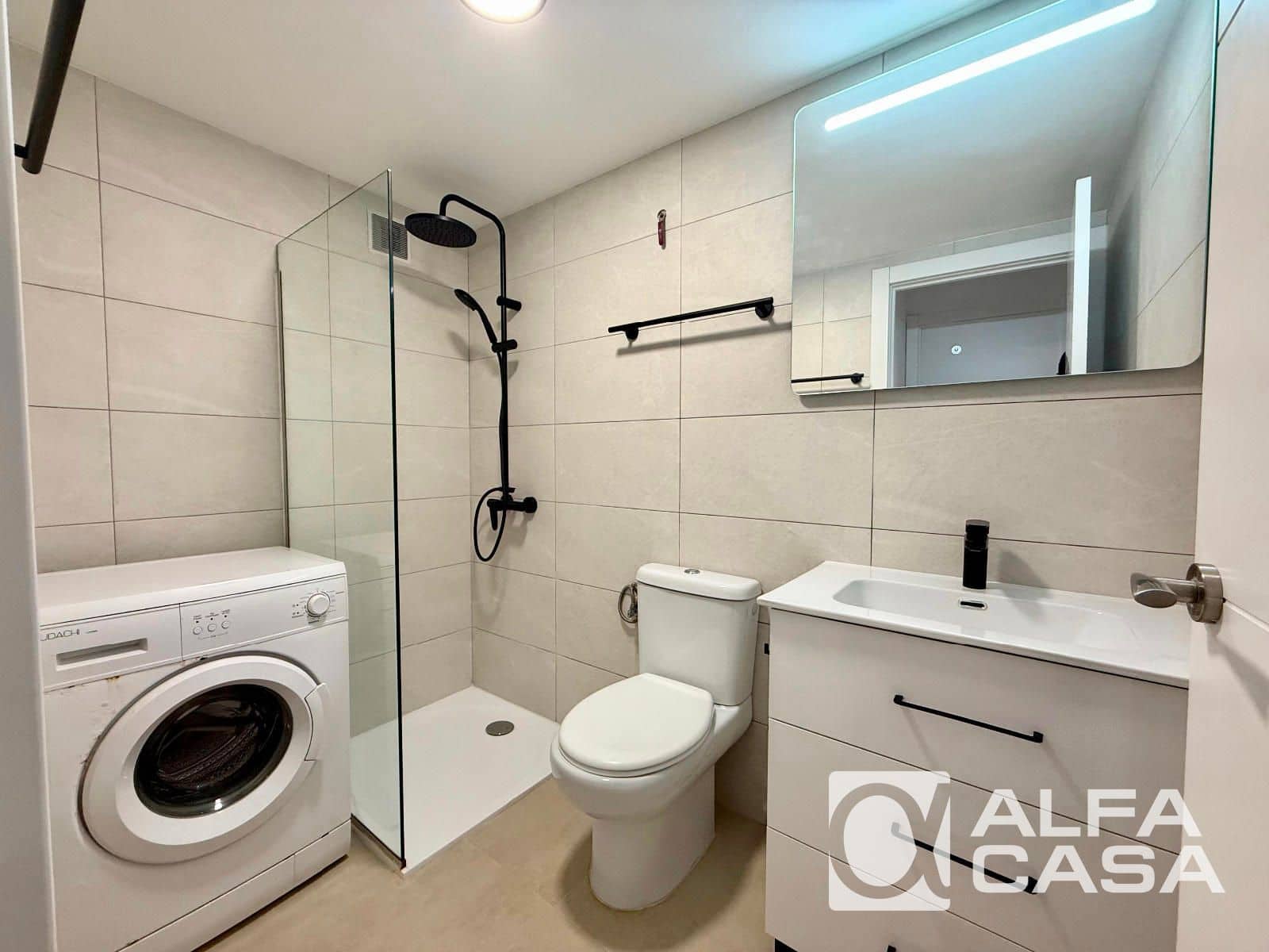 1 soveværelse Lejlighed til salg i Lloret de Mar med swimmingpool - € 142.500 (Ref: 9562238)